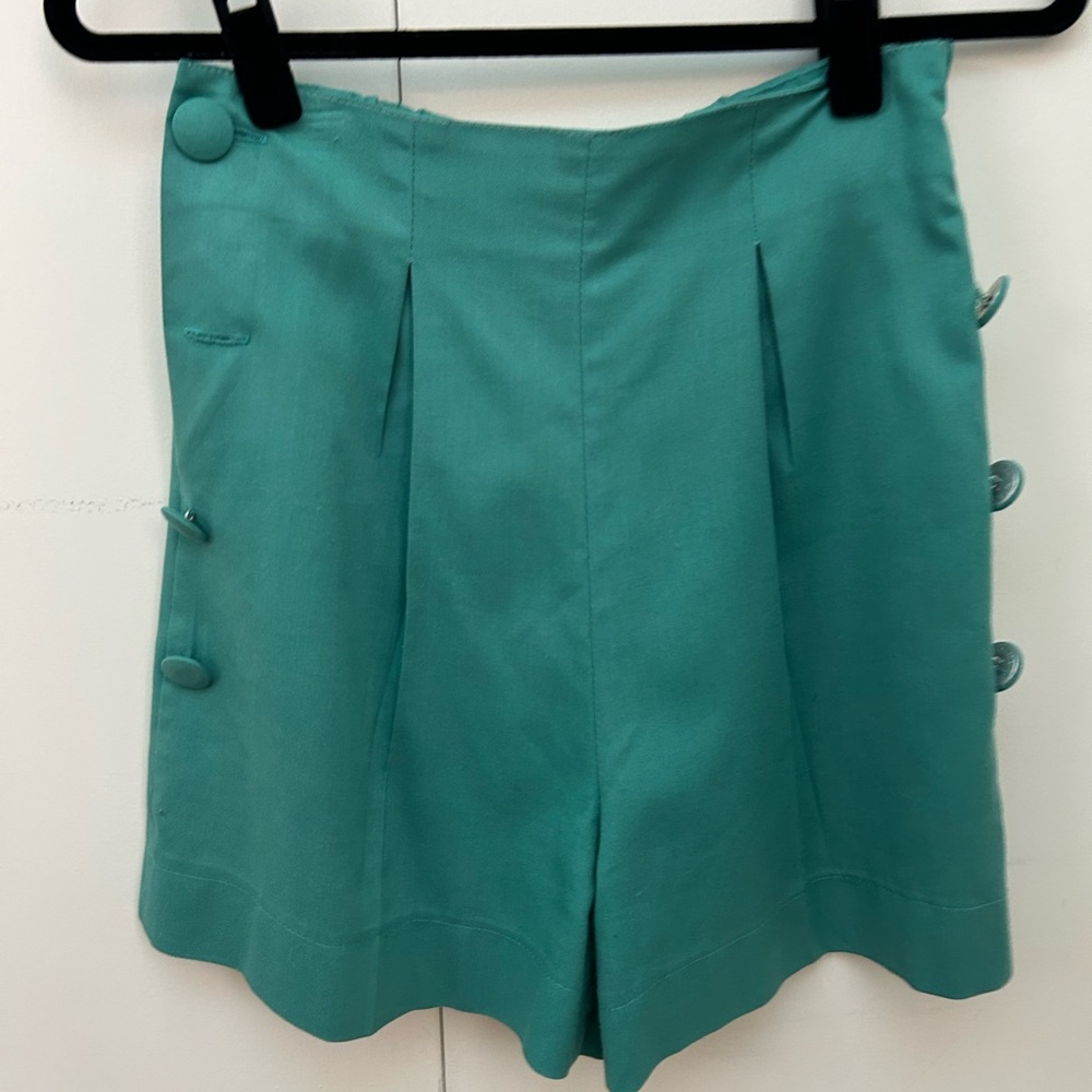 Vintage Button-Accent Women's Shorts
